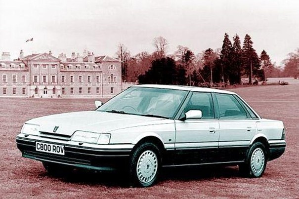 Zichtbare bloedverwantschap op basis van de denkbeelden die Roy Axe als ontwerper had over de 800 series in 1984 al zichtbaar op de Austin Montego