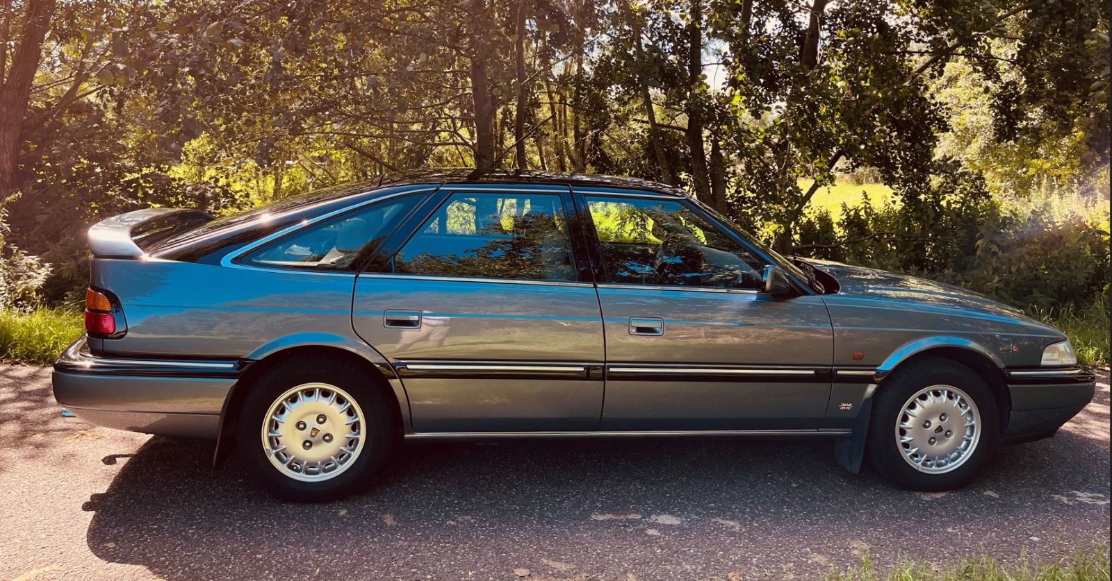 Rover 827 Sterling Hatchback two-tone 1993 Rover 827 Sterling Hatchback two-tone 1993